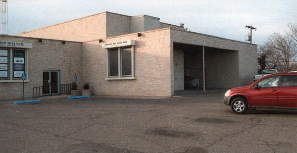 Office Space - 1717 W. Second - Executive West Office Plaza