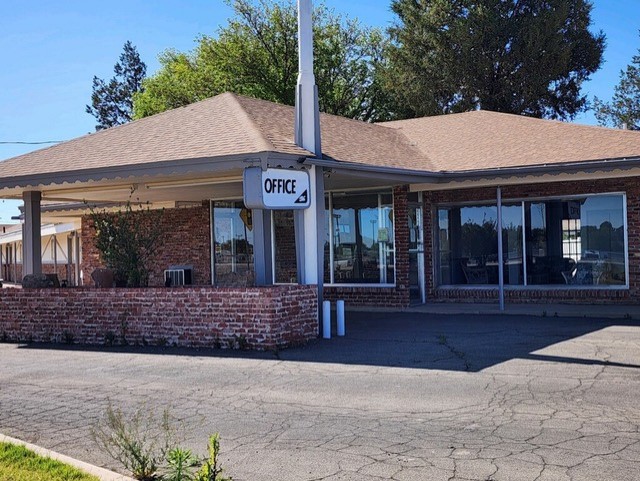 Leisure Inn Hotel