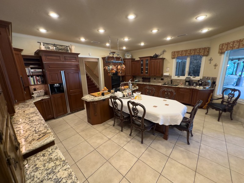 7 Sierra Blanca Circle