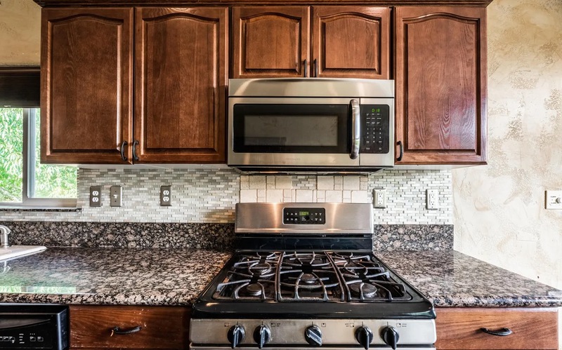 139 Rivers Edge Auction