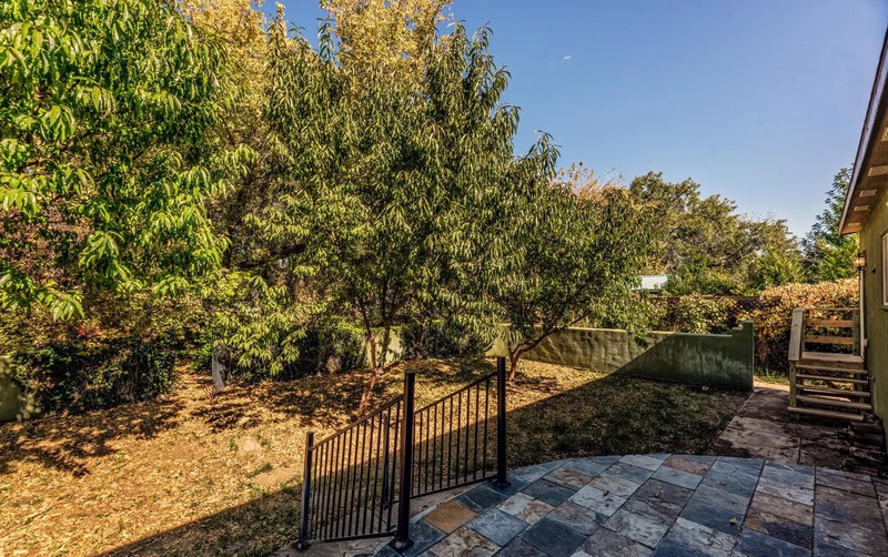 139 Rivers Edge Auction