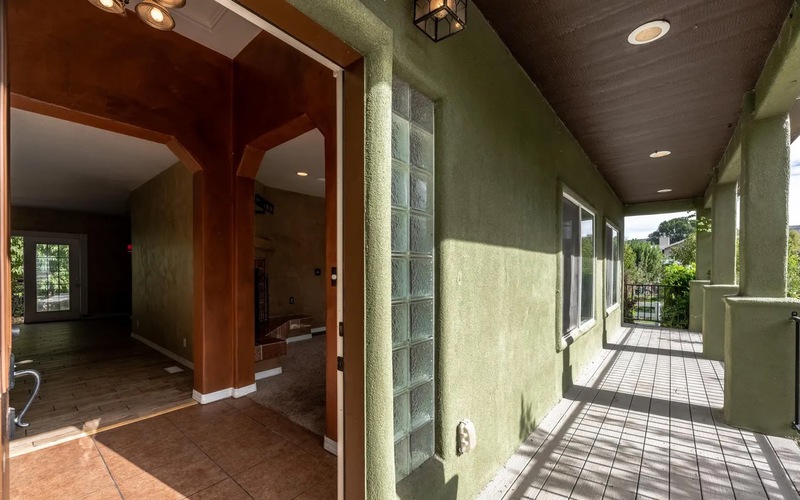 139 Rivers Edge Auction