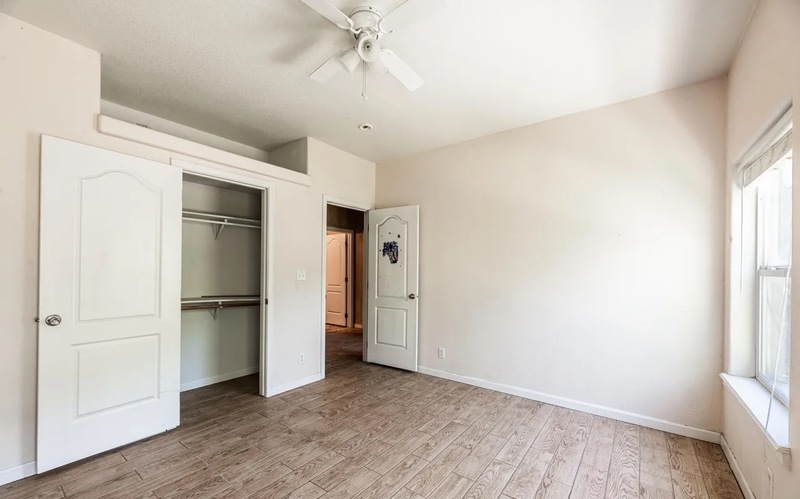 139 Rivers Edge Auction