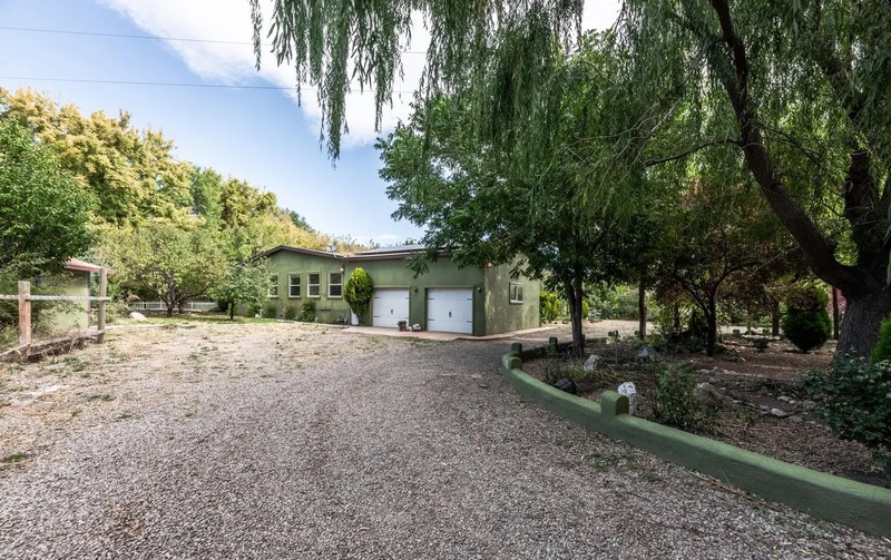 139 Rivers Edge Auction