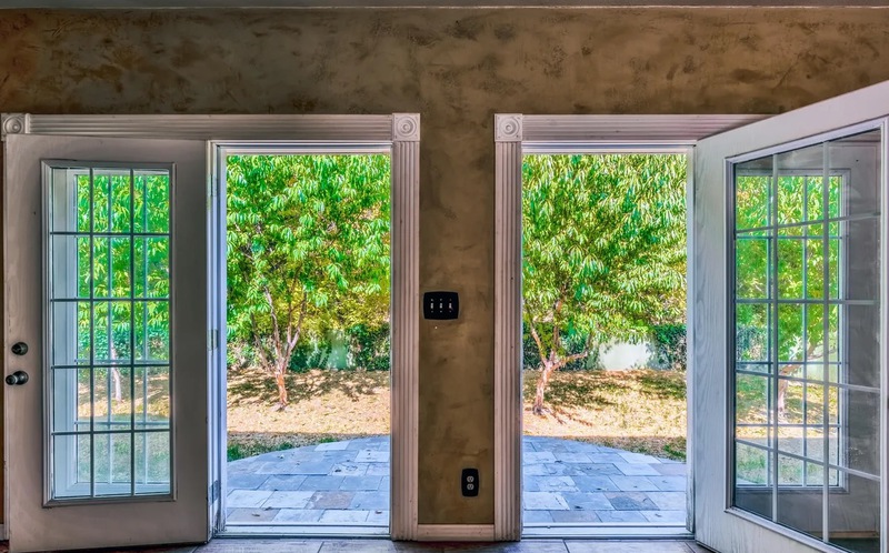 139 Rivers Edge Auction